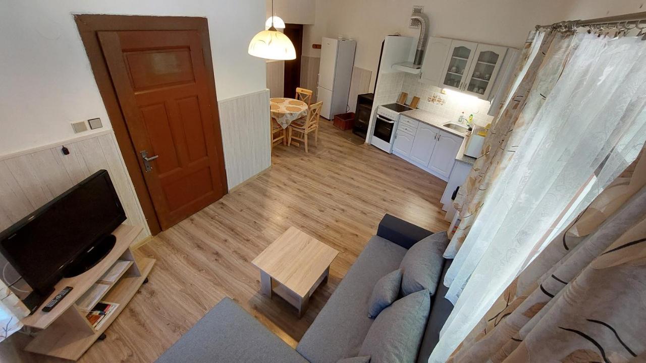 Ubytovani Pod Hradbami Nové Město nad Metují Zewnętrze zdjęcie